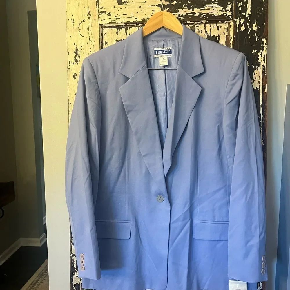 Pendelton NWT Vintage 90’s Virgin Wool Light Blue Blazer. Women’s size 16.
